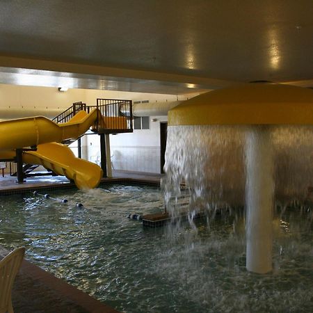 Expressway Suites Fargo Konforlar fotoğraf