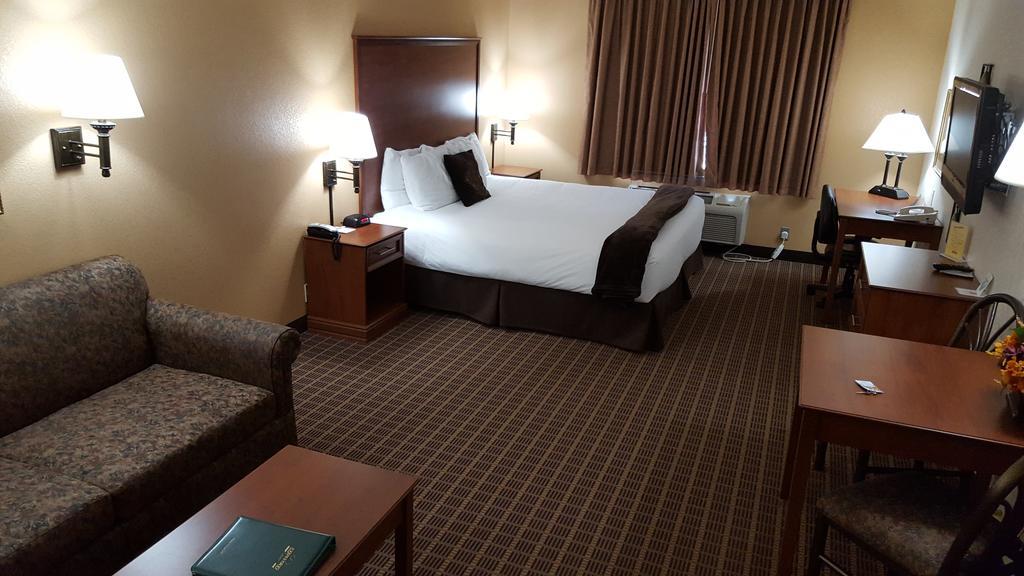 Expressway Suites Fargo Dış mekan fotoğraf