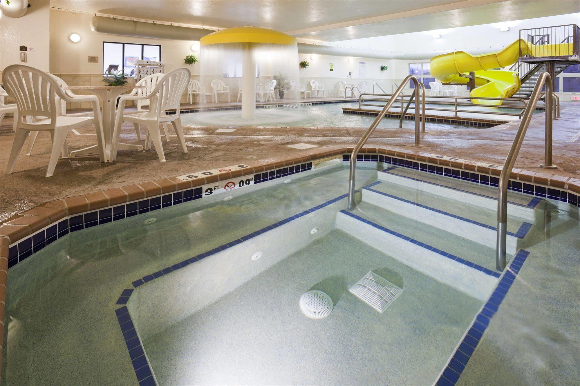 Expressway Suites Fargo Dış mekan fotoğraf