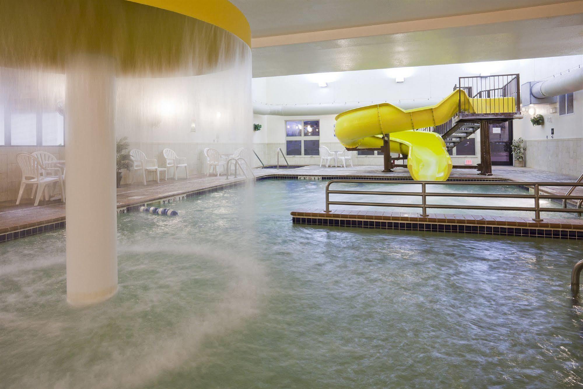 Expressway Suites Fargo Dış mekan fotoğraf